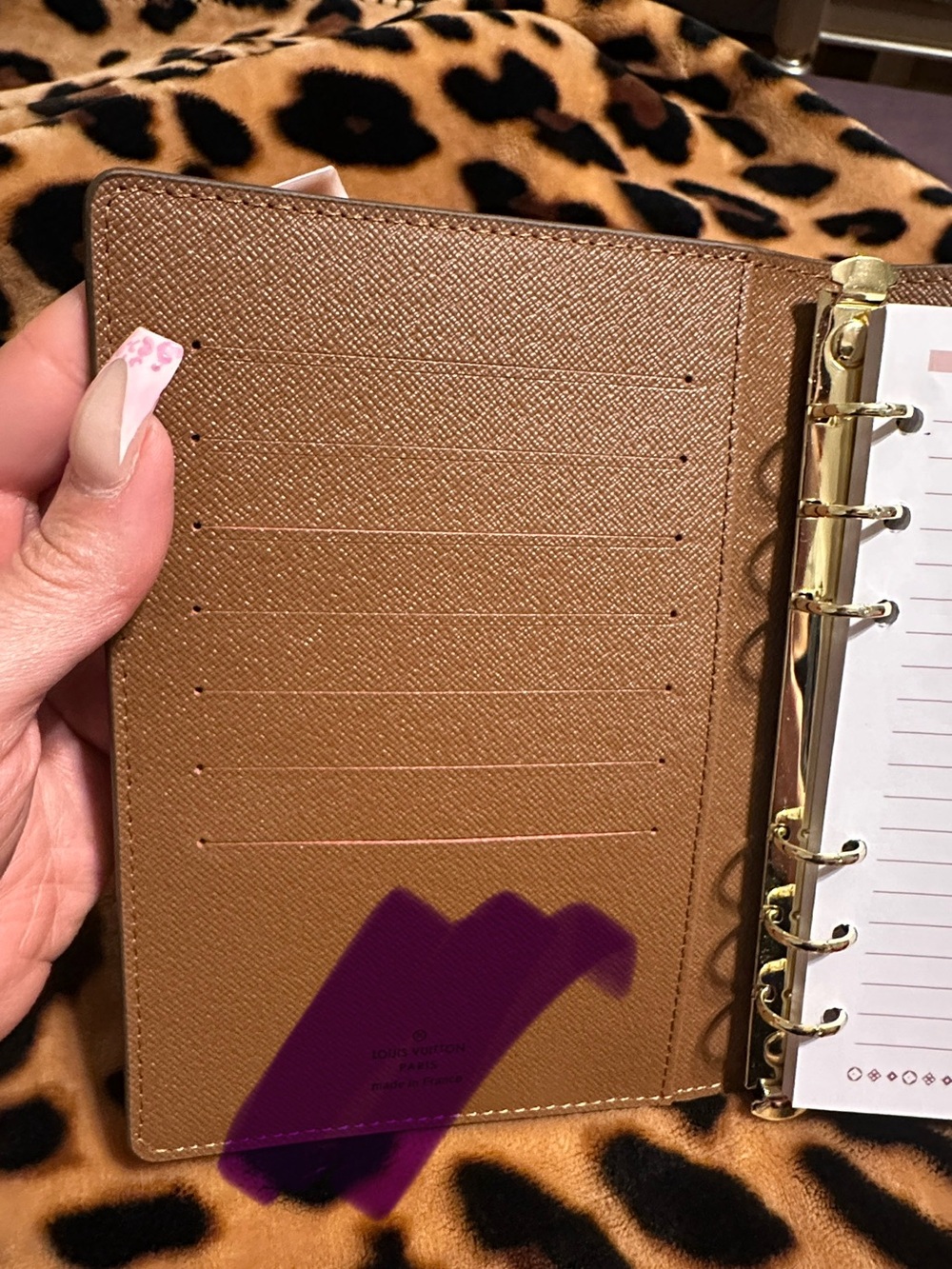 Beautiful inspired brown flower agenda w/ paper included - Picture 2 of 5